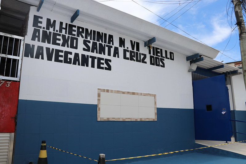 Reforma e Ampliação do Anexo da E.M. Hermínia Neves Vitiello, em Guarujá