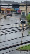 Bairro Cidade Anchieta, em Itanhaém: Defesa Civil emitiu outro alerta de que as pancadas fortes e intensas devem seguir durante toda a quinta-feira, inclusive a noite