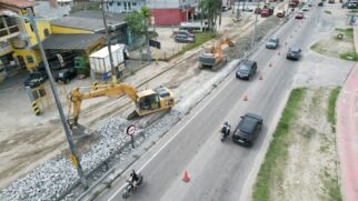 Obra está sendo executada pelo governo do estado na rodovia SP-55, na altura de Caraguatatuba, vem causando transtornos a moradores e turistas que frequentam o litoral norte de São Paulo