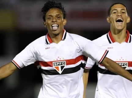 O São Paulo assumiu a liderança do Grupo 7, com três pontos, enquanto o time do Espírito Santo foi para a lanterna, zerado