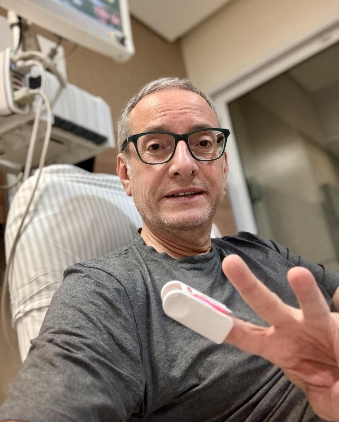 José Roberto Burnier está internado após sofrer um infarto e passar por cirurgia para colocar um stent