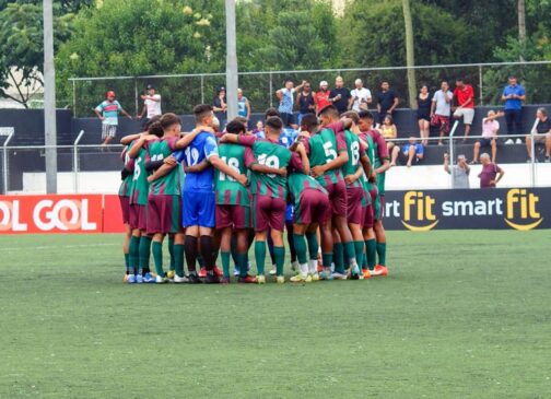 Equipe ainda pode se classificar para fase seguinte