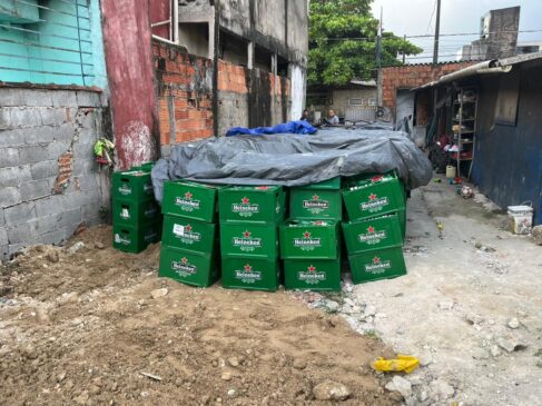 Caixas de cerveja, avaliadas em mais de R$ 42 mil