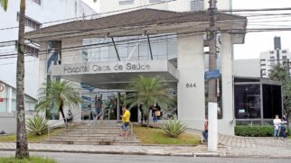 Em sentença publicada na última terça-feira (20), na Câmara do Direito Privado do Tribunal de Justiça de São Paulo, a Casa de Saúde de Santos foi, mais uma vez, condenada pela morte de uma paciente ocorrida em janeiro de 2020