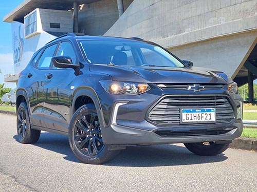 O Chevrolet Tracker Midnight é disponível apenas nas cores Azul Eclipse, Preto Ouro Negro e Cinza Rush - Fotos: Luiz Humberto Monteiro Pereira/AutoMotrix