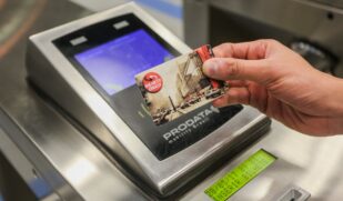 Tanto sistema de trens quanto ônibus intermunicipais oferecem benefício aos desempregados