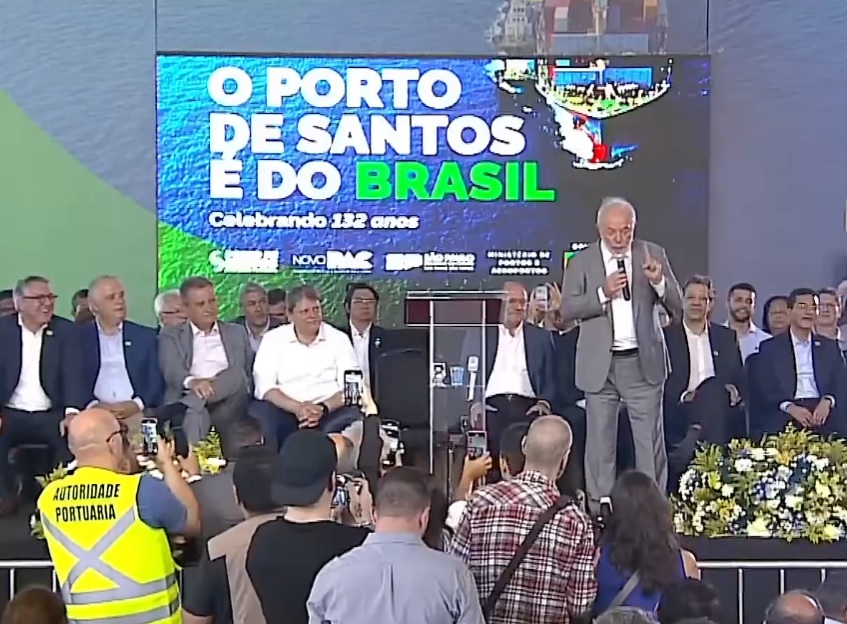 Anúcios de Lula foram feitos durante a manhã desta sexta-feira