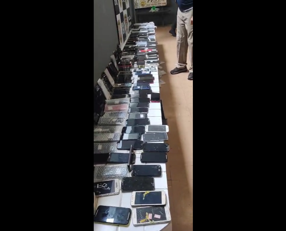 Apreensão de celulares contabilizou mais de 500 aparelhos