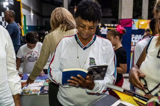 A modalidade é destinada ao público acima de 15 anos, que não tiveram acesso ou continuidade de estudos nos ensinos fundamental I