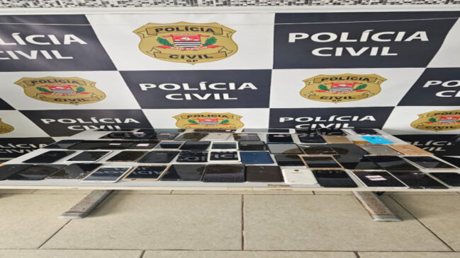 Agora, os agentes investigam a origem verdadeira dos celulares