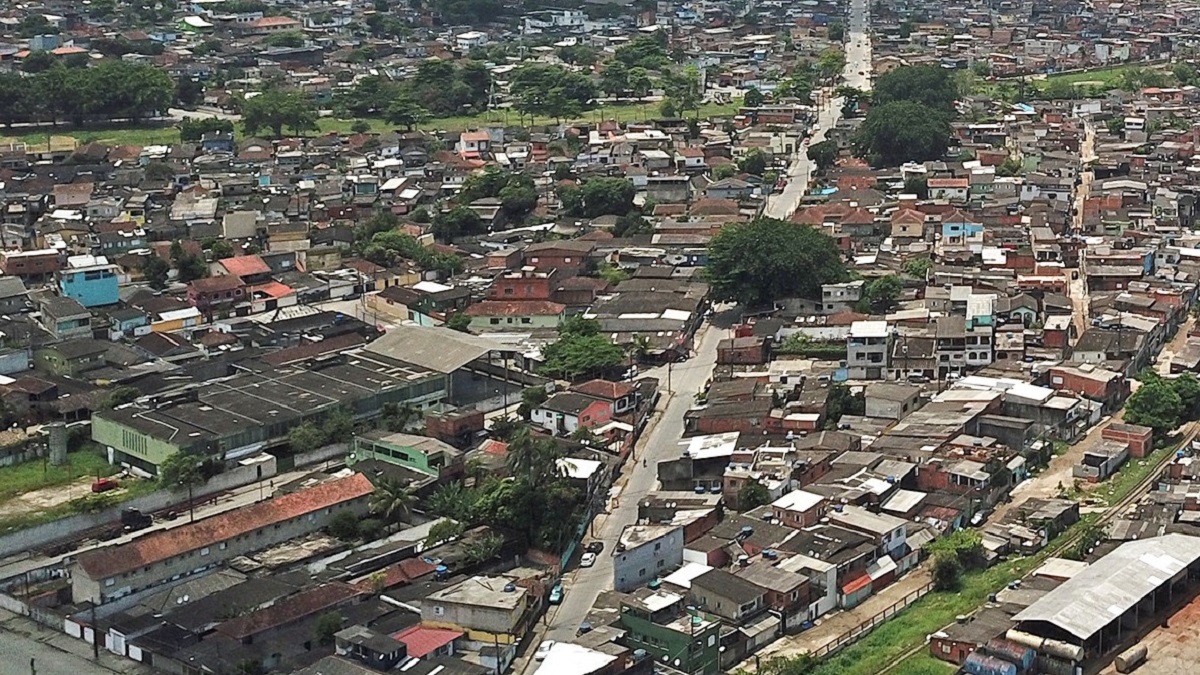 A comunidade da Prainha, em Guarujá, depende da UBS