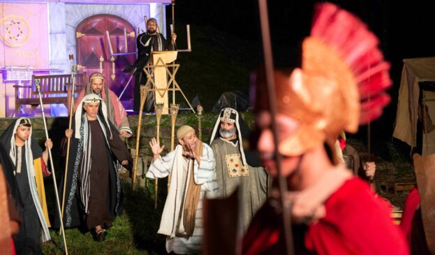 Encenação da Paixão de Cristo em Cubatão é a mais antiga da Baixada Santista