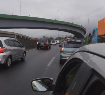 Apesar disso, tanto o tempo, quanto a visibilidade, estão em condições ideias nas vias