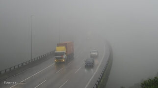O Sistema Anchieta-Imigranes apresenta lentidão na via Anchieta, no sentido São Paulo, do km 13 ao km 10 e do km 20 ao km 17