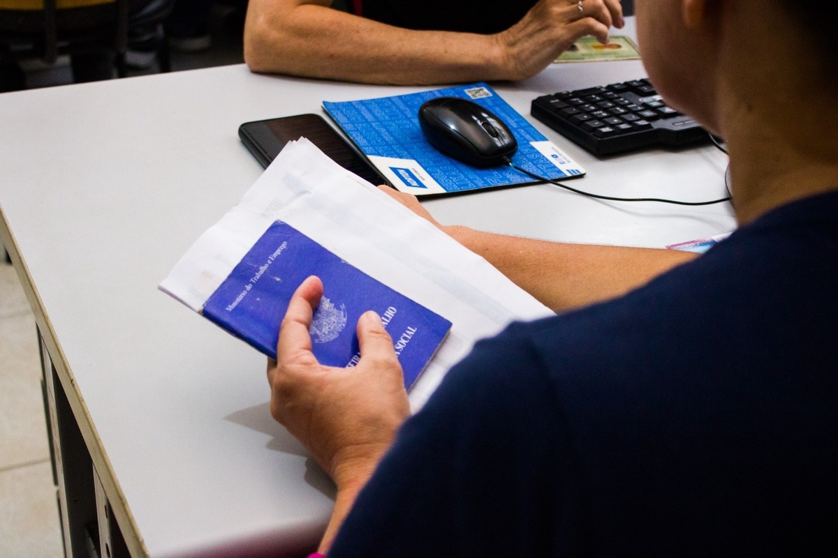 Interessados no curso devem levar carteira de trabalho, RG ou CPF.