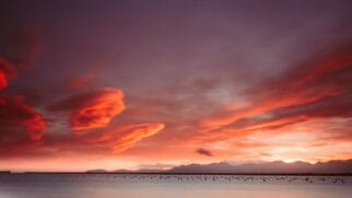 O céu em tons alaranjados é uma das características do outono