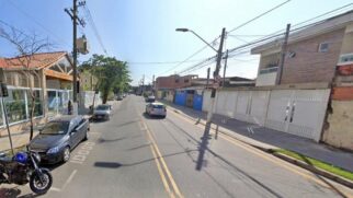 No imóvel, que fica na Avenida Manoel Ferramenta Júnior (Areia Branca), de 15.539 metros quadrados, ainda será construído uma escola e uma quadra poliesportiva e um campo de futebol