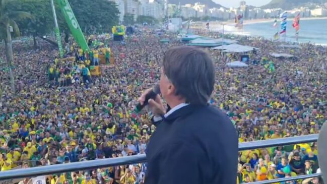 Aditivado por Elon Musk, Bolsonaro discursa para apoiadores no Rio de Janeiro