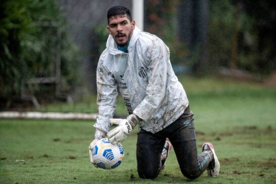 Goleiro está recebendo críticas por parte da torcida