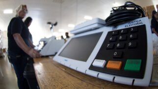 De acordo com o levantamento, caso as eleições fossem hoje, o atual prefeito de São Vicente, Kayo Amado (Pode), seria reeleito já no primeiro turno