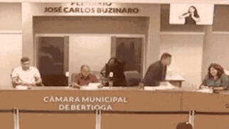 Eduardo é evangélico, engenheiro civil e bacharel em direito