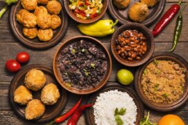Restaurantes brasileiros servem feijoada às quartas e aos sábados
