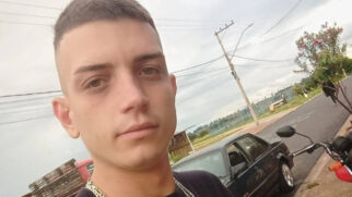 Juninho Alécio agora tenta ganhar a vida como produtor de filmes pornôs gays