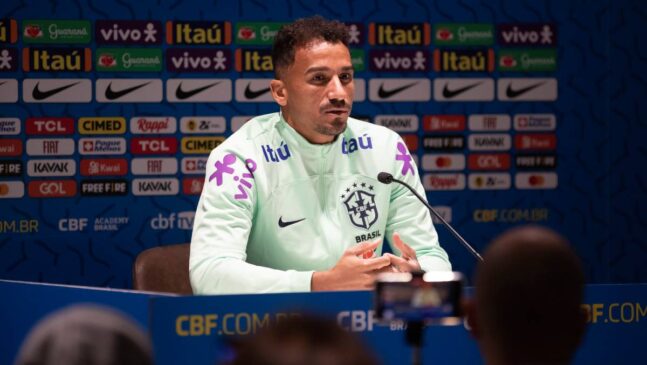 O grande clímax do bate-papo foi em relação ao uma volta ao Brasil.