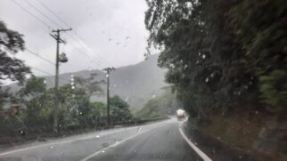 Motorista precisa prestar atenção para evitar acidentes