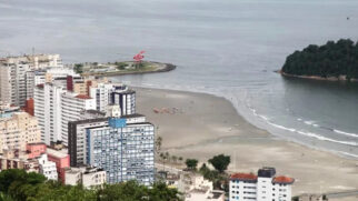 Veja as praias da Baixada Santista que não estão liberadas para o banho de mar