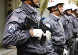 Polícia Militar conseguiu chegar a tempo de resgatar oficial