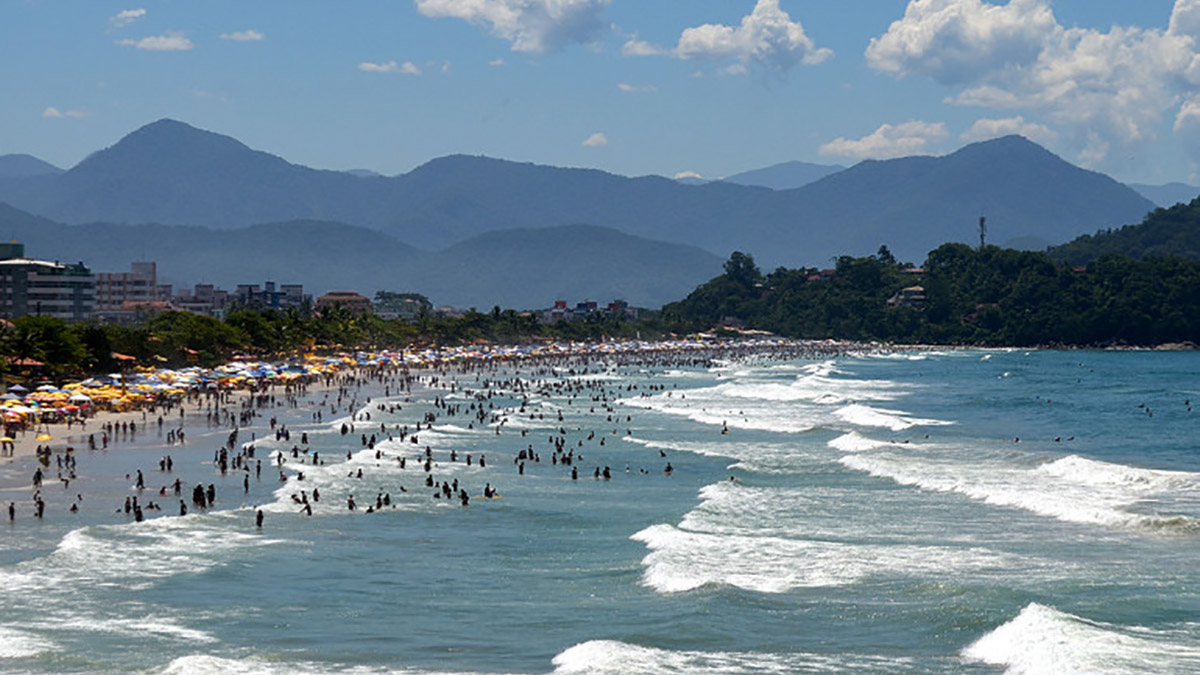 A cidade de Ubatuba se espalha por mais de 100 km no litoral norte paulista