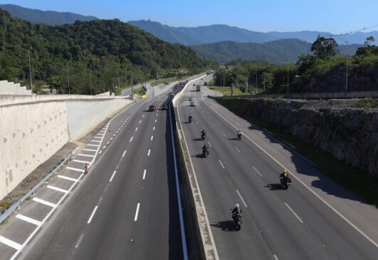 Rodovia Padre Manoel da Nóbrega terá 12 pórticos de pedágio free flow