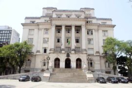 O adiantamento já se tornou tradição na Cidade