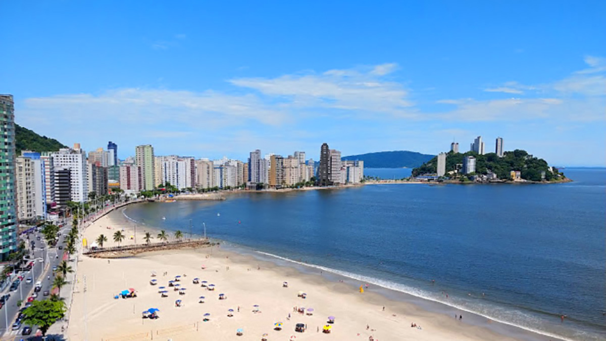 A Baixada Santista teve 46 das suas 71 praias classificadas como impróprias para o banho