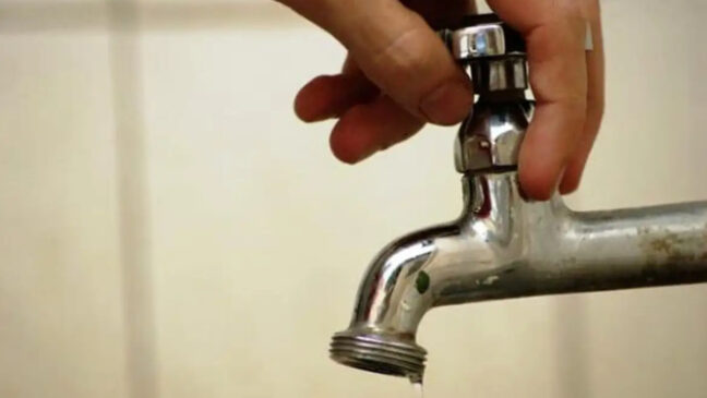 Munícipe afirma que já está tendo problemas até mesmo para realizar a higiene pessoal