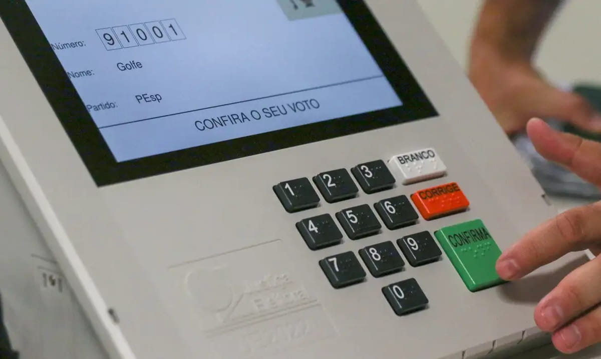 As eleições municipais de 2024 ocorrem no dia 6 de outubro (1&ordm; turno) e ocorrerão em 5,5 mil municípios do Brasil