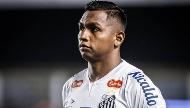 Jogador fez apenas 4 gols pelo clube