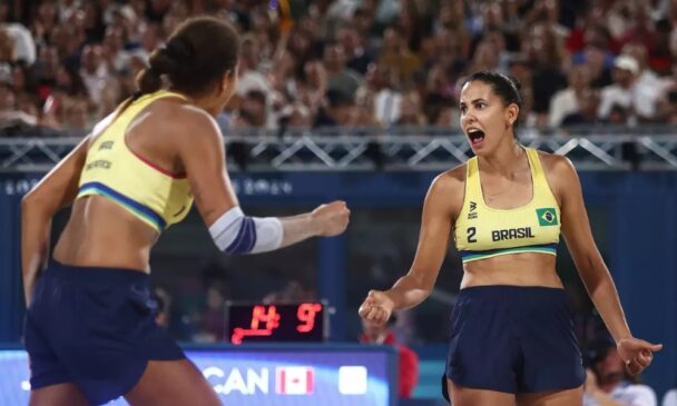 Brasileiras Duda e Ana Patrícia venceram as canadenses Melissa Humana-Paredes e Brandie Wilkerson por 2 sets a 1