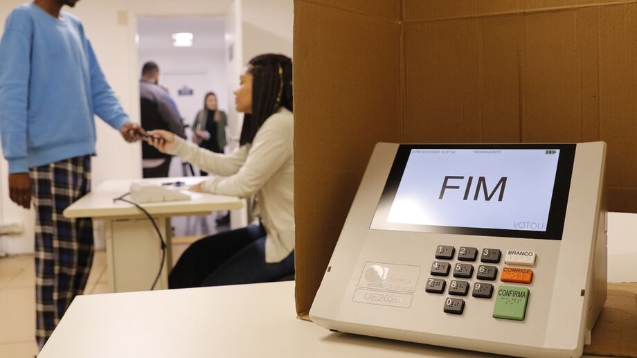 Valor da multa por não votar tem carater educativo, mas ausências podem resultar em perda do título