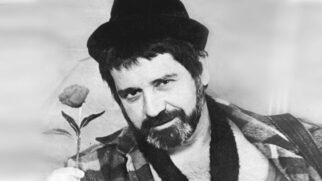 Plínio Marcos foi um escritor, autor, ator, diretor de teatro e jornalista