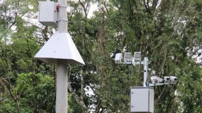 Pirâmides de proteção estão sendo instaladas para evitar furto e vandalismo em radares