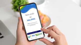 Calculadora do INSS mostra o valor da sua aposentadoria e o tempo de contribuição