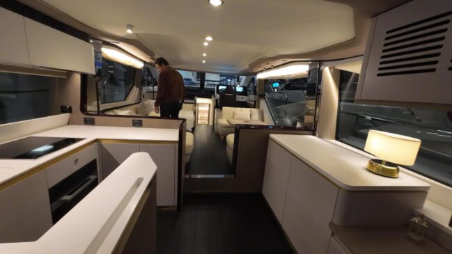A capital paulista recebe o maior evento náutico da América Latina, a 27ª edição da Boat Show, até terça-feira (24/9).