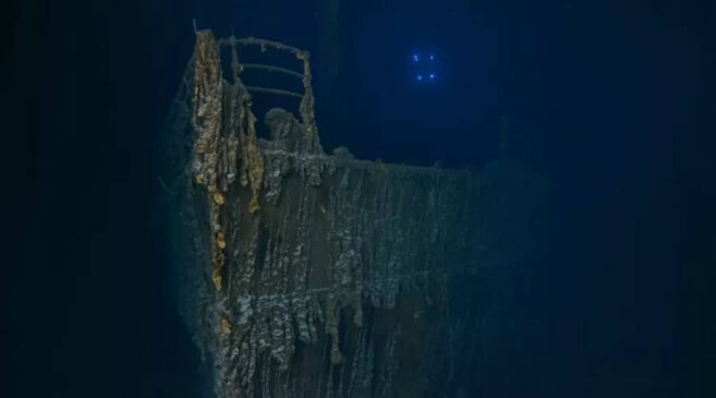 Imagem recente de como está o Titanic no fundo do mar