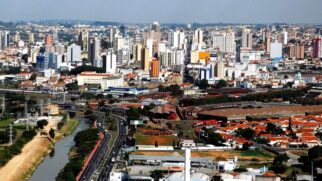 A proposta visa construir o maior prédio do mundo no centro da cidade