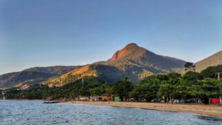 Segundo registros documentados, Ilhabela é lar de 16 naufrágios reconhecidos, embora haja evidências de mais 12 embarcações