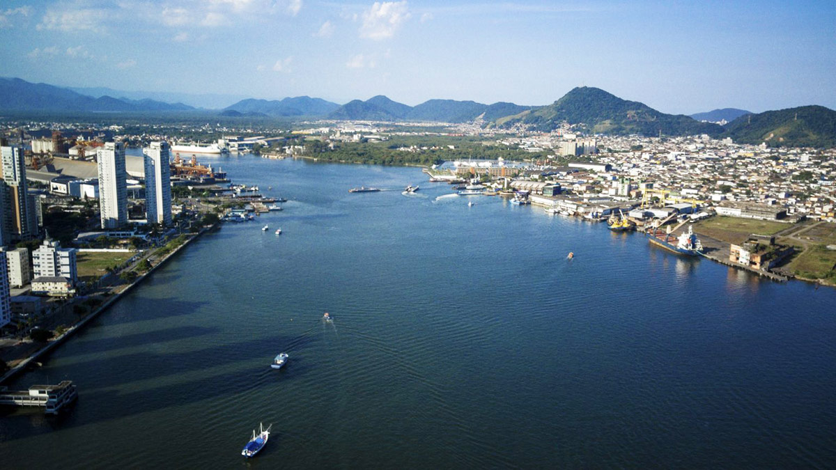 A inauguração do Túnel Santos-Guarujá está prevista para 2028