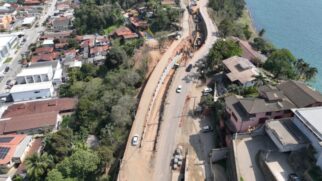 As intervenções incluem a readequação geométrica do traçado, a troca de pavimentação e a duplicação do início do trecho