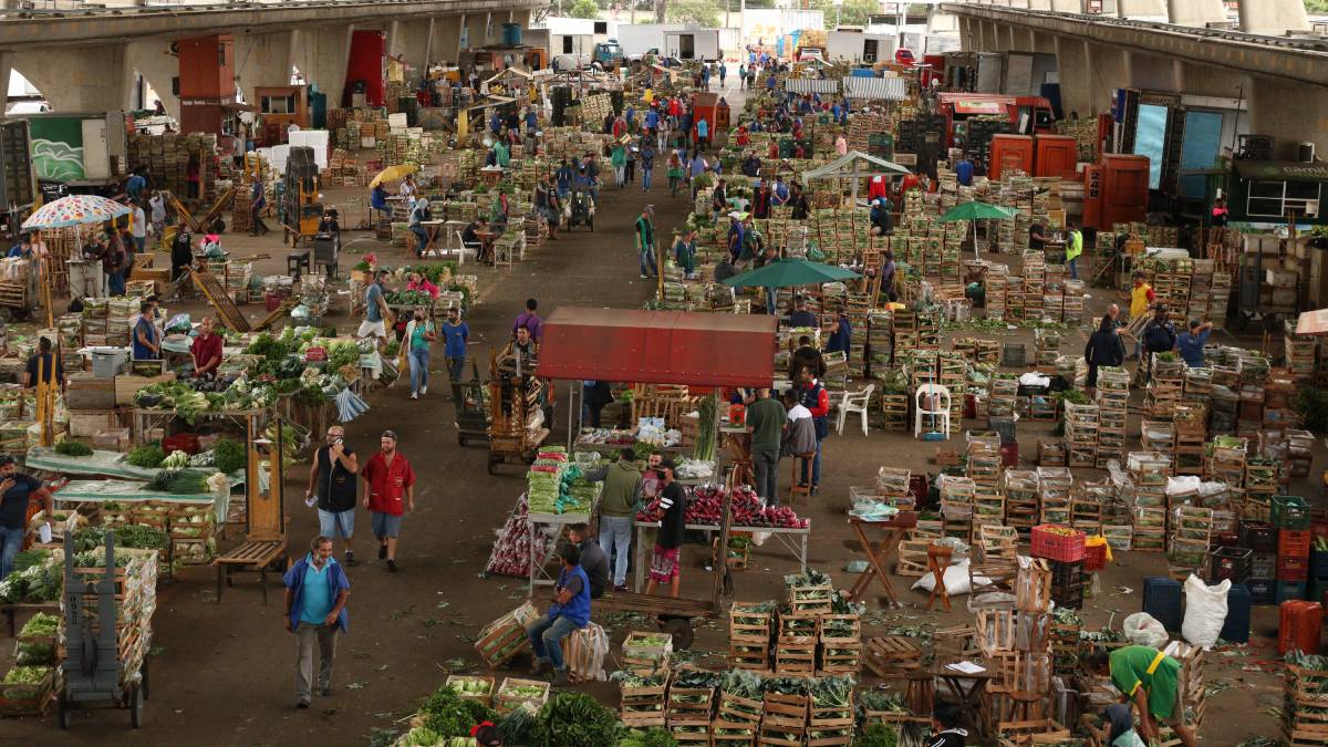 A sede do mundo pelo suco de laranja também tem impulsionado a compra da fruta